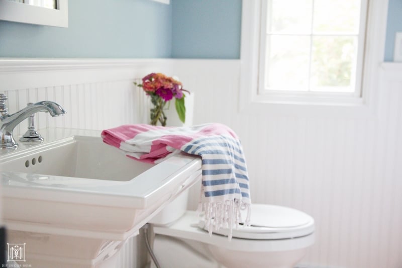 clean bathroom--childproofing and deep cleaning your bathroom are important for getting your house prepared for baby!